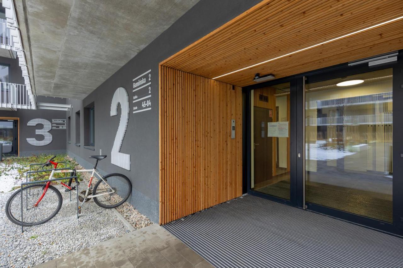 Stacja Wola Apartments With Parking By Noclegi Renters Warschau Exterior foto